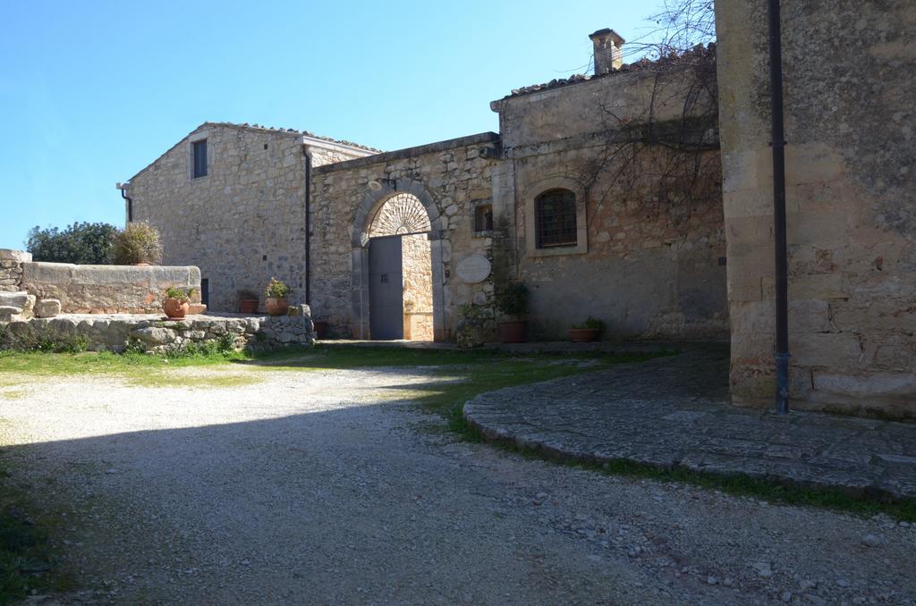Casina Di Grotta Di Ferro Guest House Santa Croce Camerina Eksteriør bilde