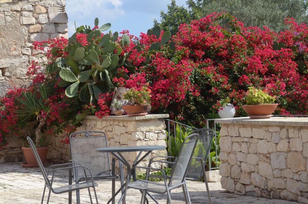 Casina Di Grotta Di Ferro Guest House Santa Croce Camerina Eksteriør bilde