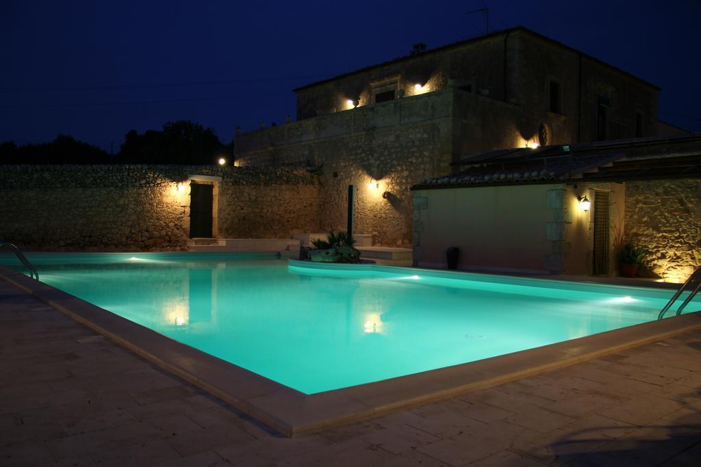 Casina Di Grotta Di Ferro Guest House Santa Croce Camerina Eksteriør bilde