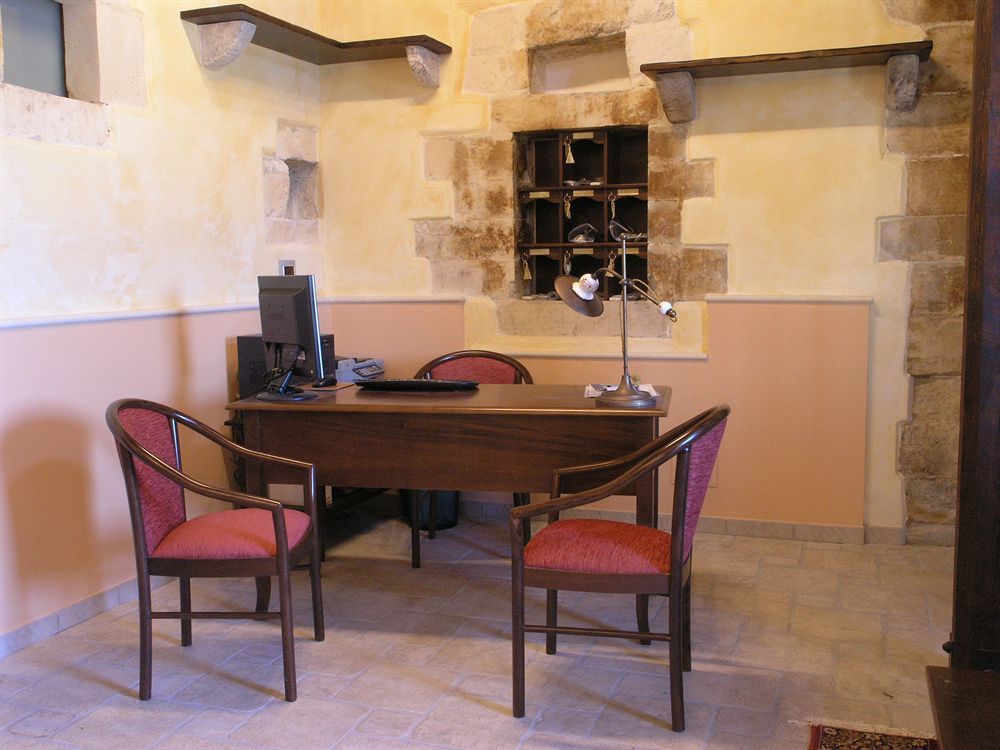 Casina Di Grotta Di Ferro Guest House Santa Croce Camerina Eksteriør bilde
